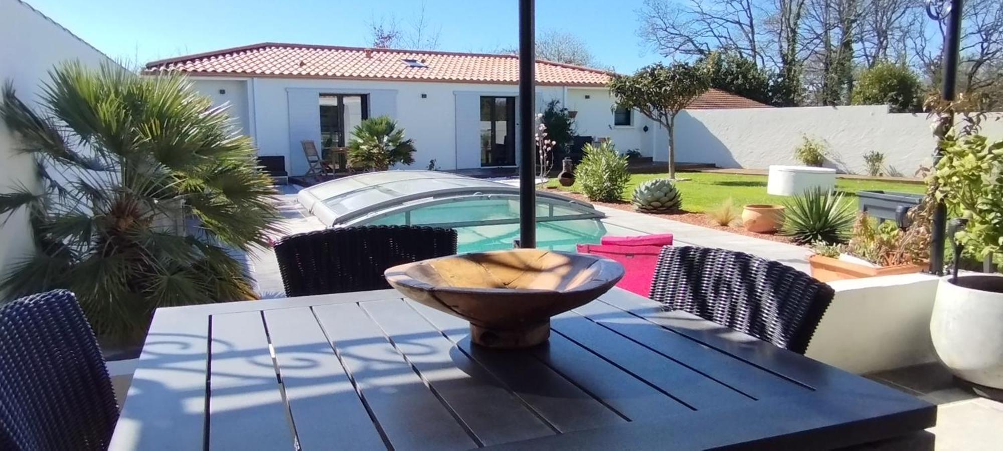 Claire & Co D'hotes Guest house *